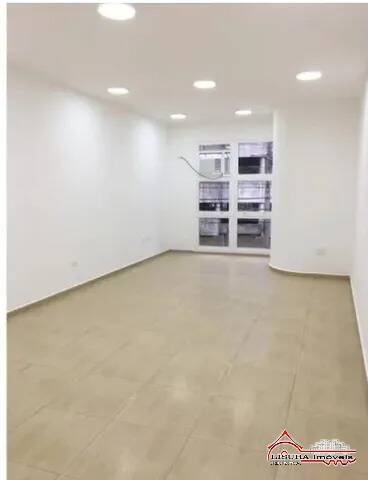 Sala comercial de frente ao fórum Edifício Trade Center