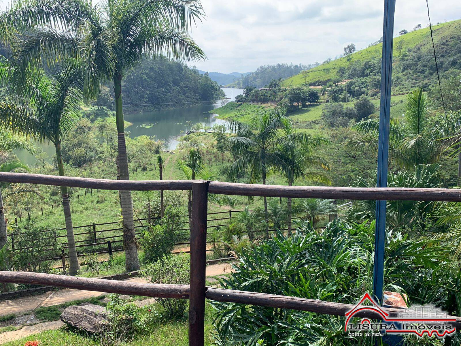 Chácara à venda com 3 quartos, 22000m² - Foto 37