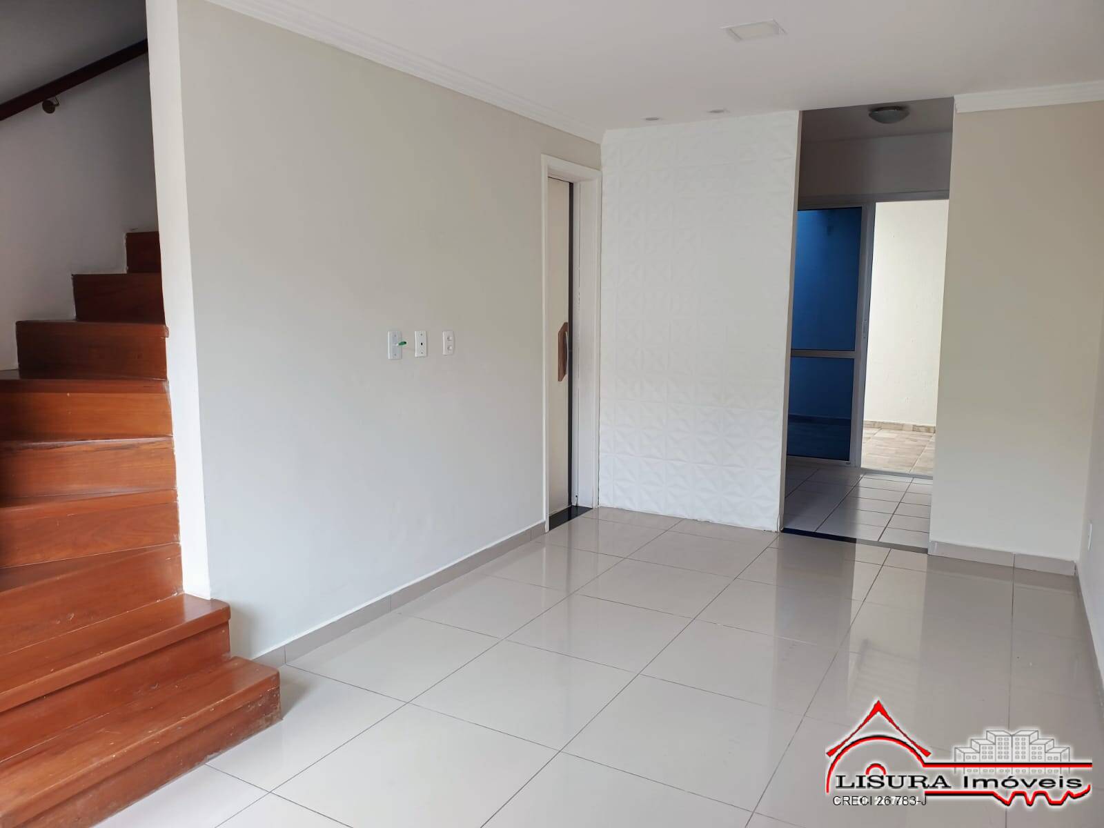 (FA) CASA NO CONDOMINIO COLONIA REAL JACAREÍ SP