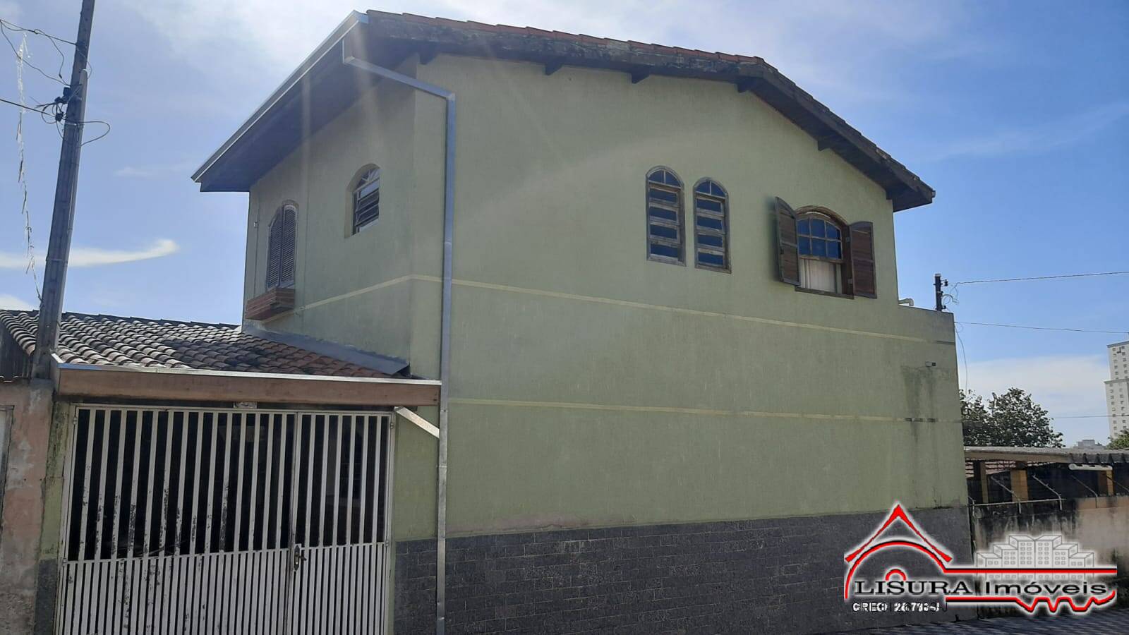 (CM) CASA NO JD BELA VISTA JACAREI SP