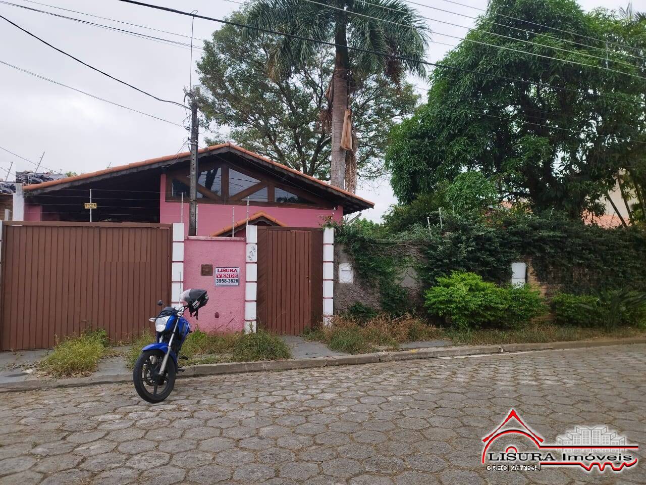 (I) LINDA CASA NO JD SIESTA JACAREI SP
