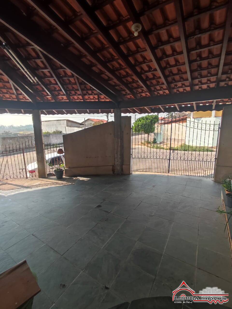 (CM) CASA NO JD NOVE ESPERANÇA JACAREI SP A VENDA