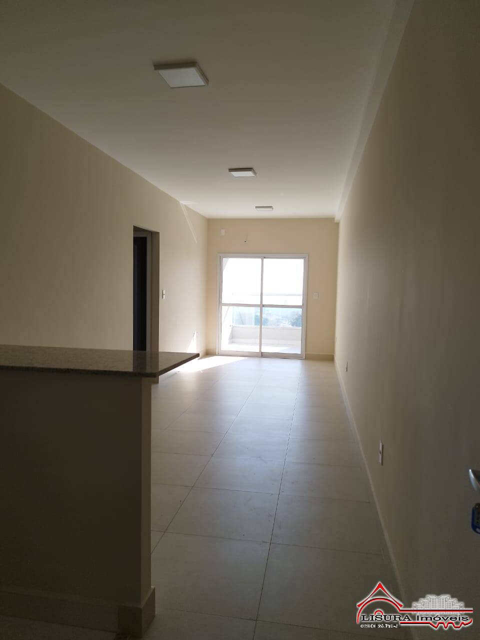 (I) APARTAMENTO EDIFÍCIO SKY VIEW JACAREÍ SP