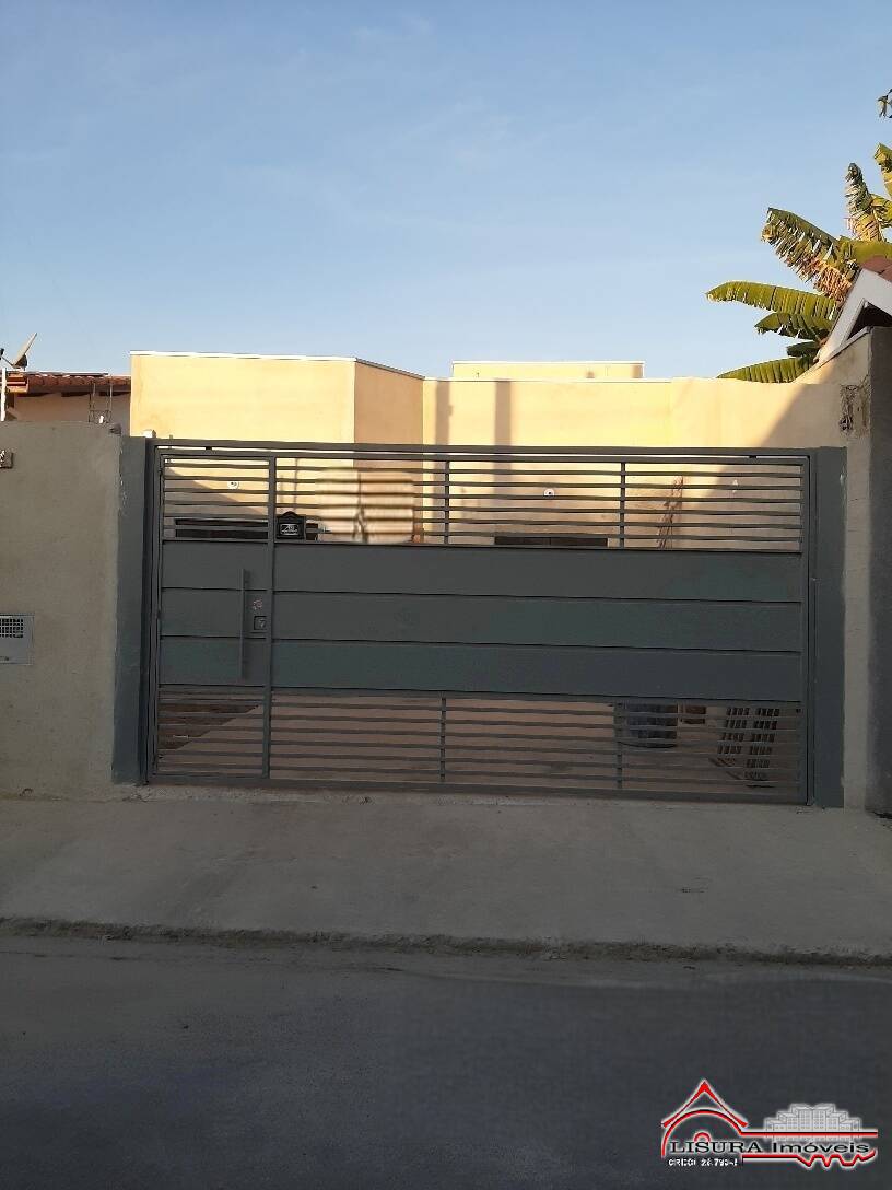 (W) LINDA CASA NO PQ DOS SINOS JACAREÍ SP VENDA