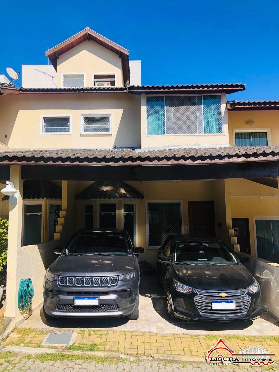 (RO) LINDA CASA NO CONDOMÍNIO BOSQUE DAS FIGUEIRAS -JACAREÍ SP