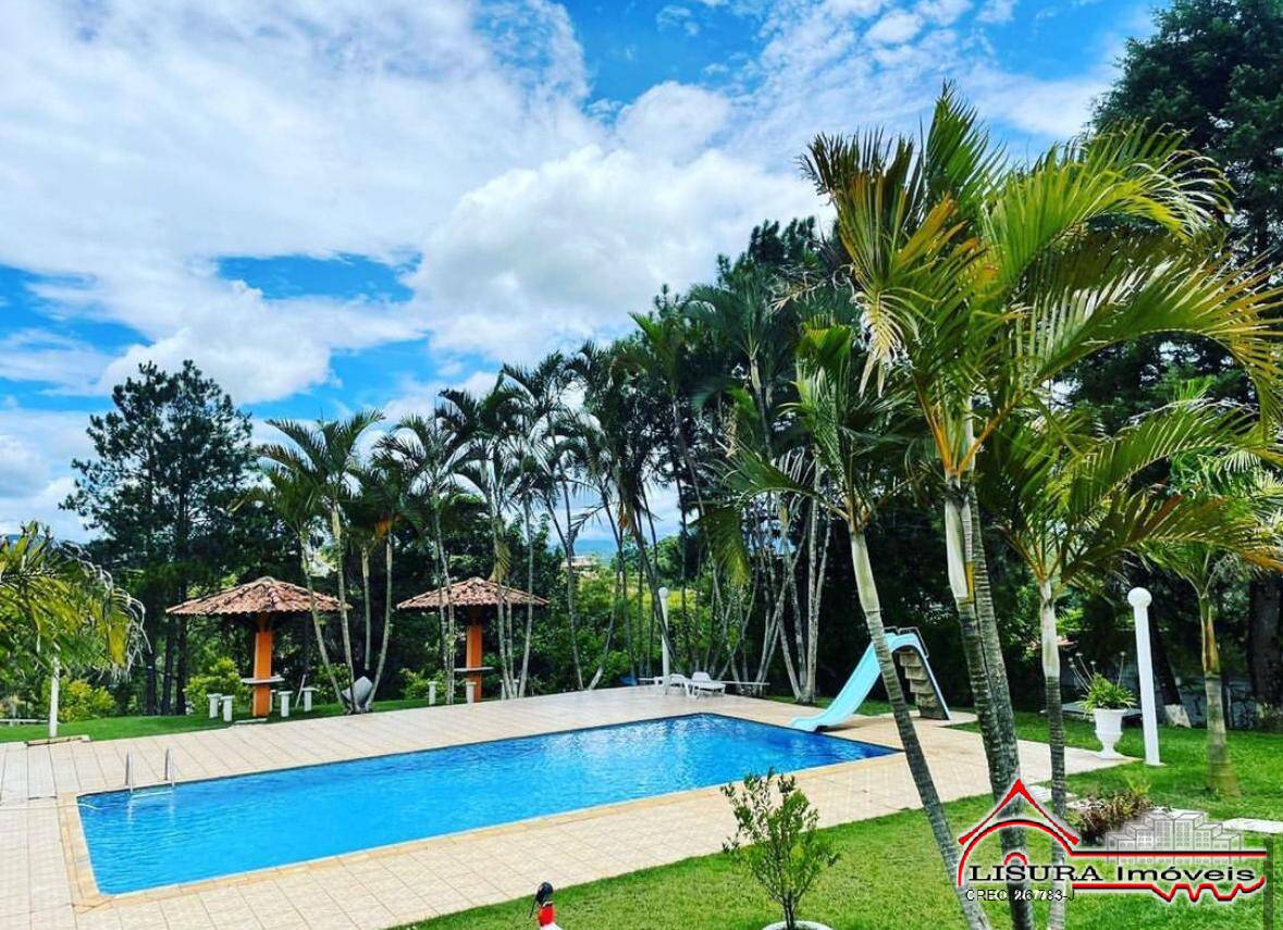 Chácara à venda com 8 quartos, 21000m² - Foto 1