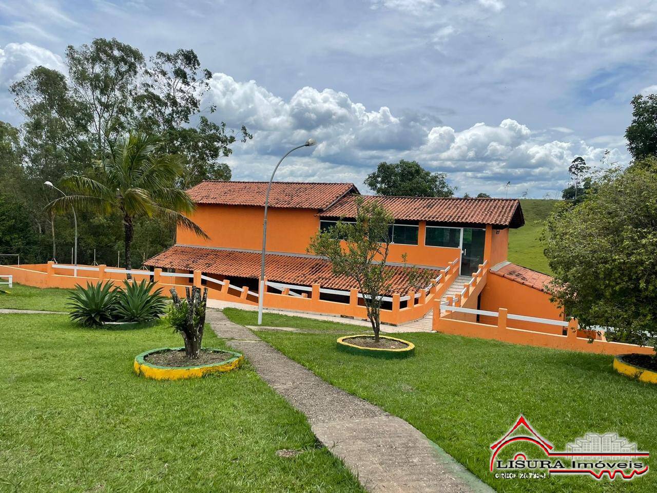 Chácara à venda com 8 quartos, 21000m² - Foto 4