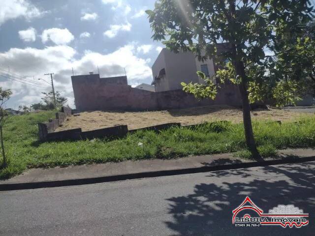 TERRENO COM 270M² PROXIO AO SESI JACAREI SP SAIDA PARA GUARAREMA SP