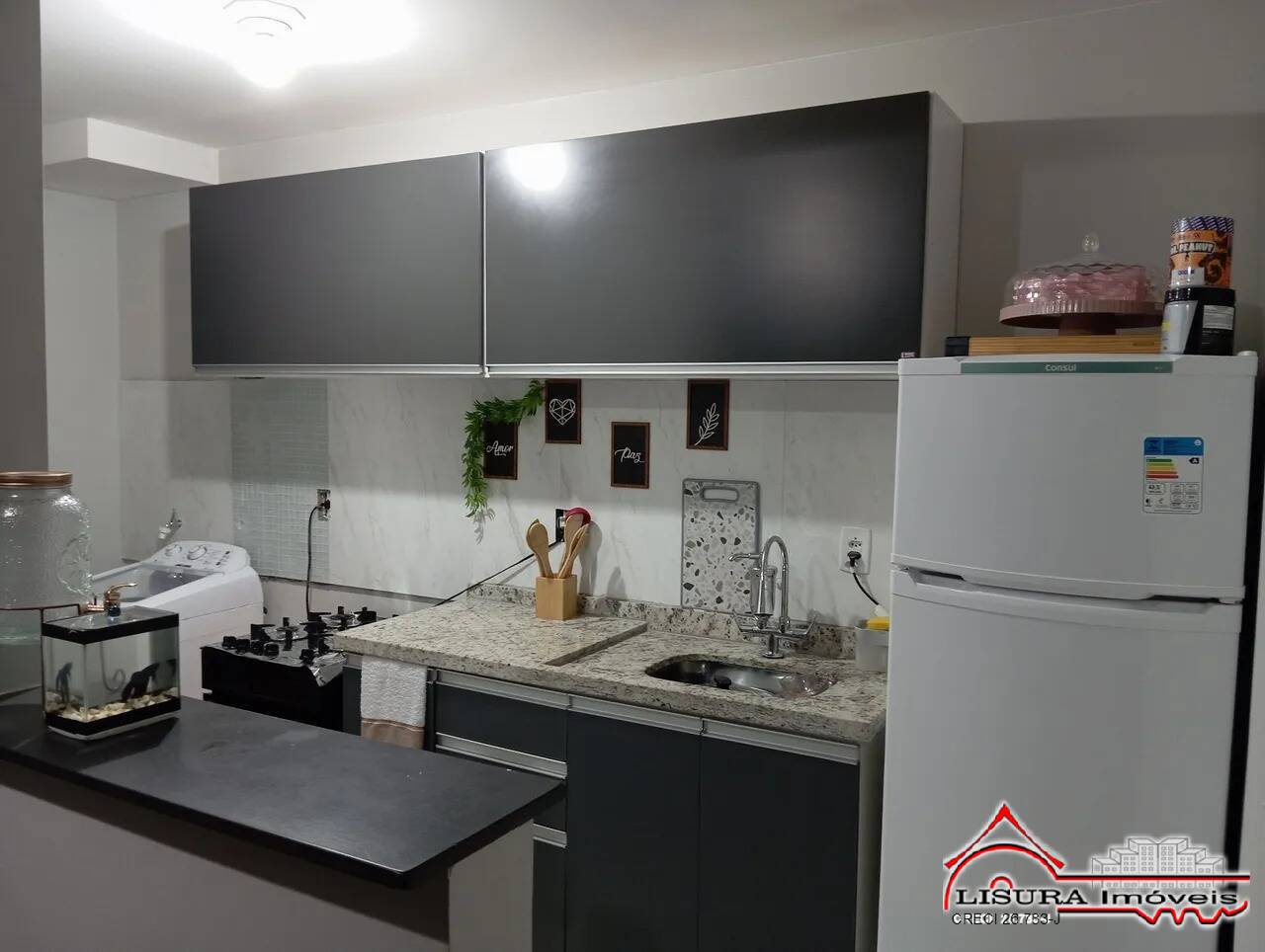 APARTAMENTO A VENDA NO CONDOMINIO VALE VERDE JACAREI SP ESTUDA PERMUTA
