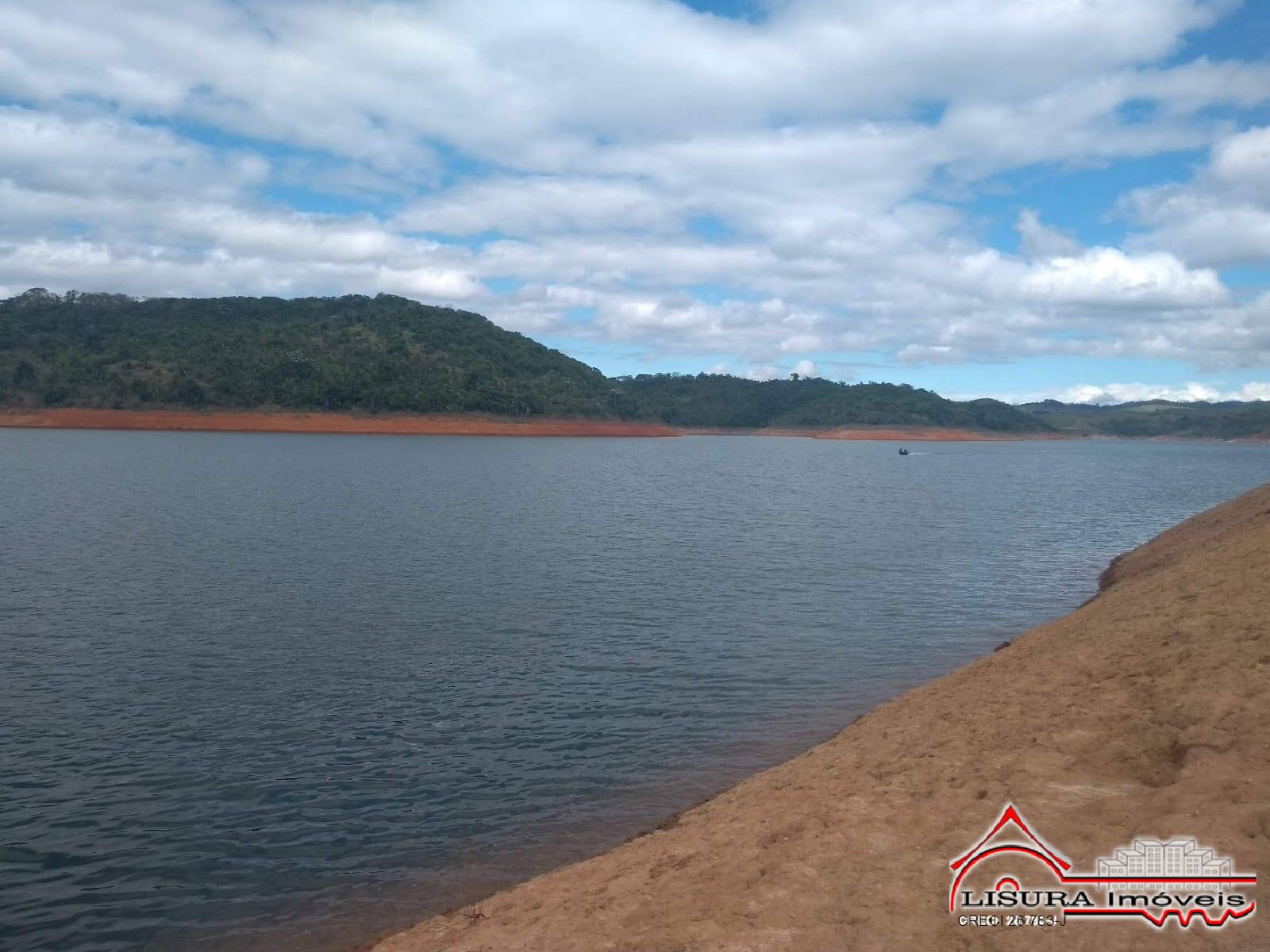 Chácara à venda com 2 quartos, 2250m² - Foto 34