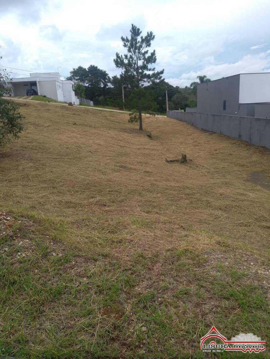 (I) TERRENO EM CONDOMÍNIO 1.204,42 m² NO LAGO DOURADO JACAREÍ SP