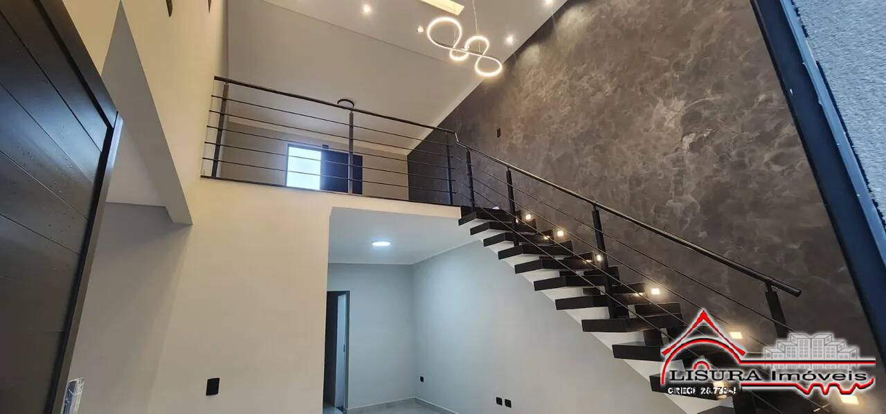 Casa à venda com 3 quartos, 100m² - Foto 1