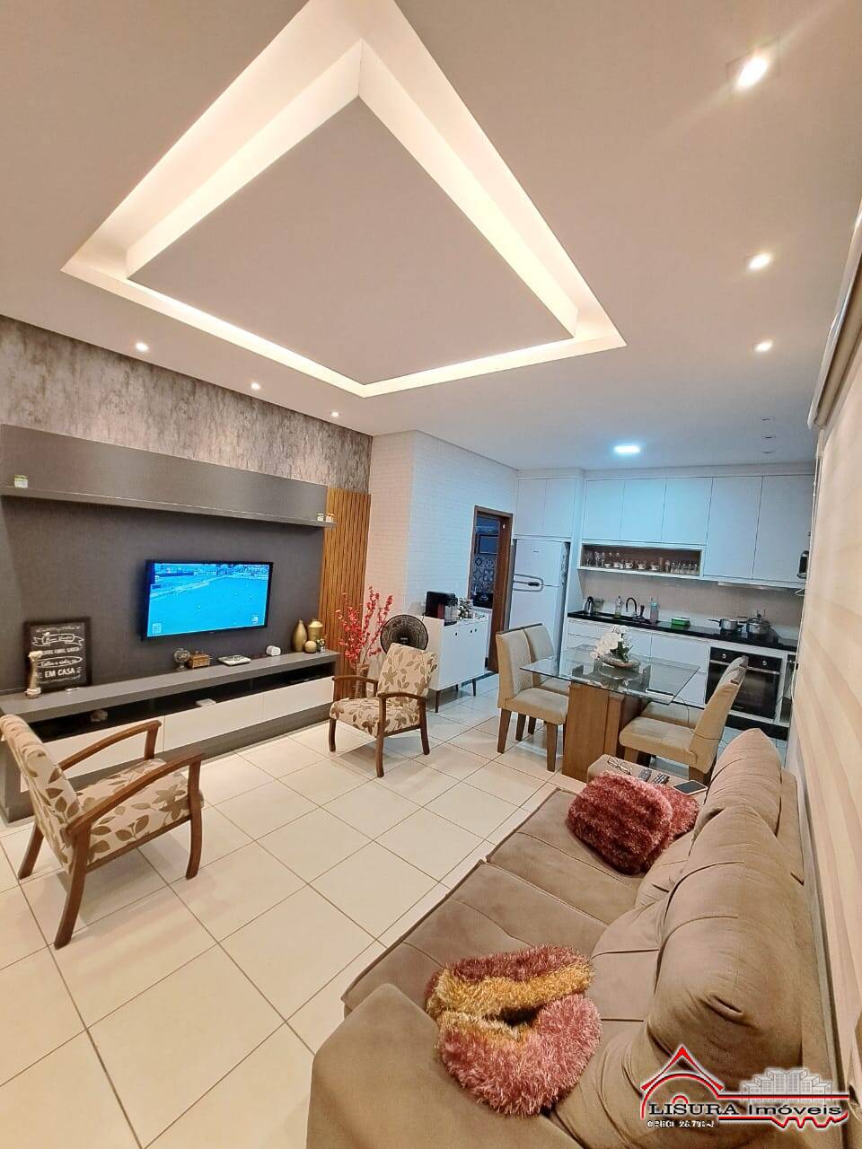 (VM) LINDA CASA TÉRREA NO VILLA BRANCA JACAREI SP