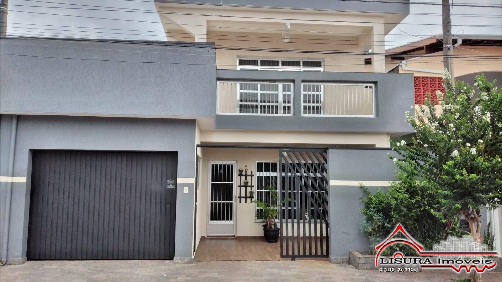 (VM) LINDA CASA COM PISCINA NO CIDADE JARDIM JACAREI SP ESTUDA PERMUTA