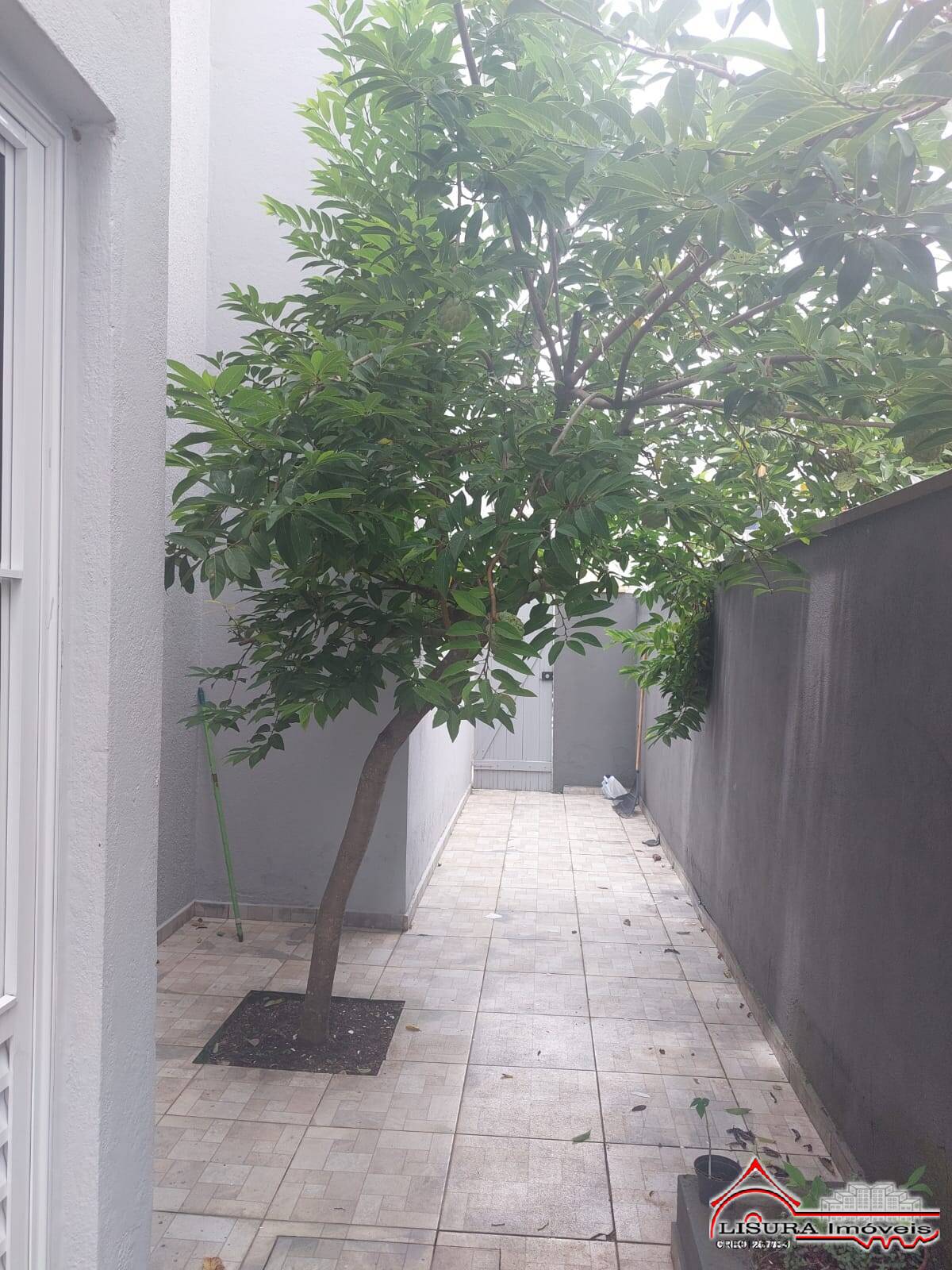Casa de Condomínio à venda com 4 quartos, 222m² - Foto 11