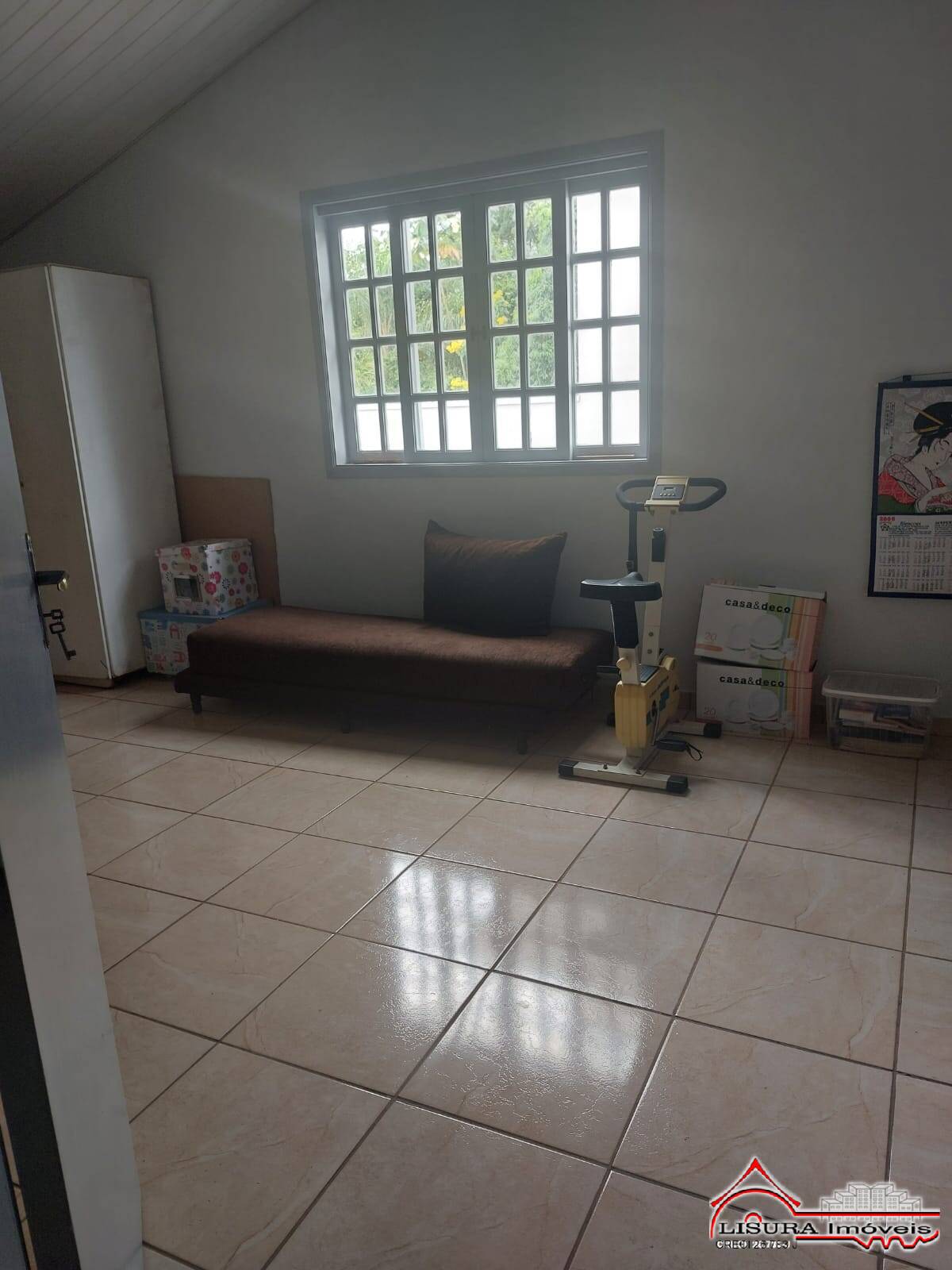 Casa de Condomínio à venda com 4 quartos, 222m² - Foto 4