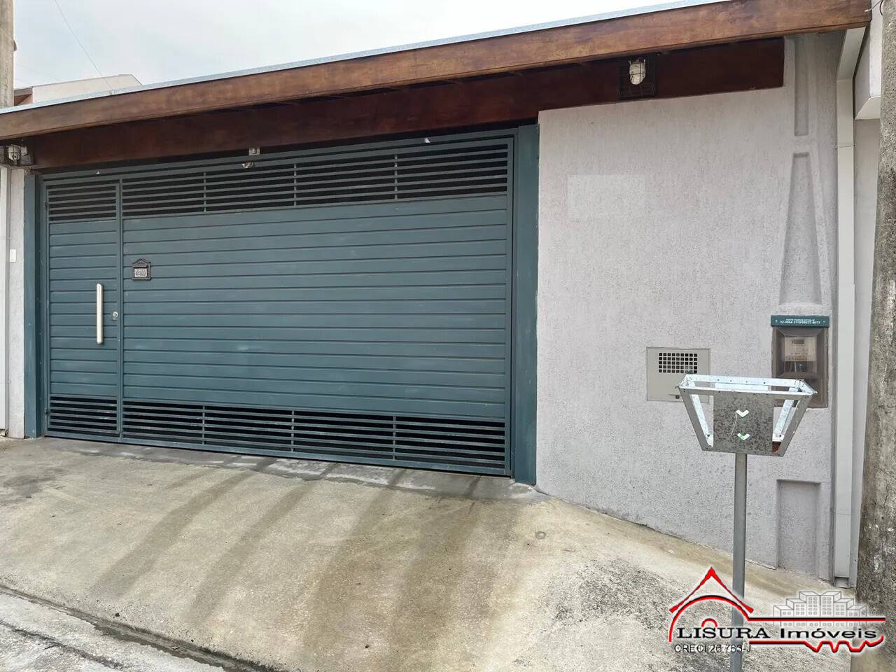 Casa à venda com 3 quartos, 85m² - Foto 1