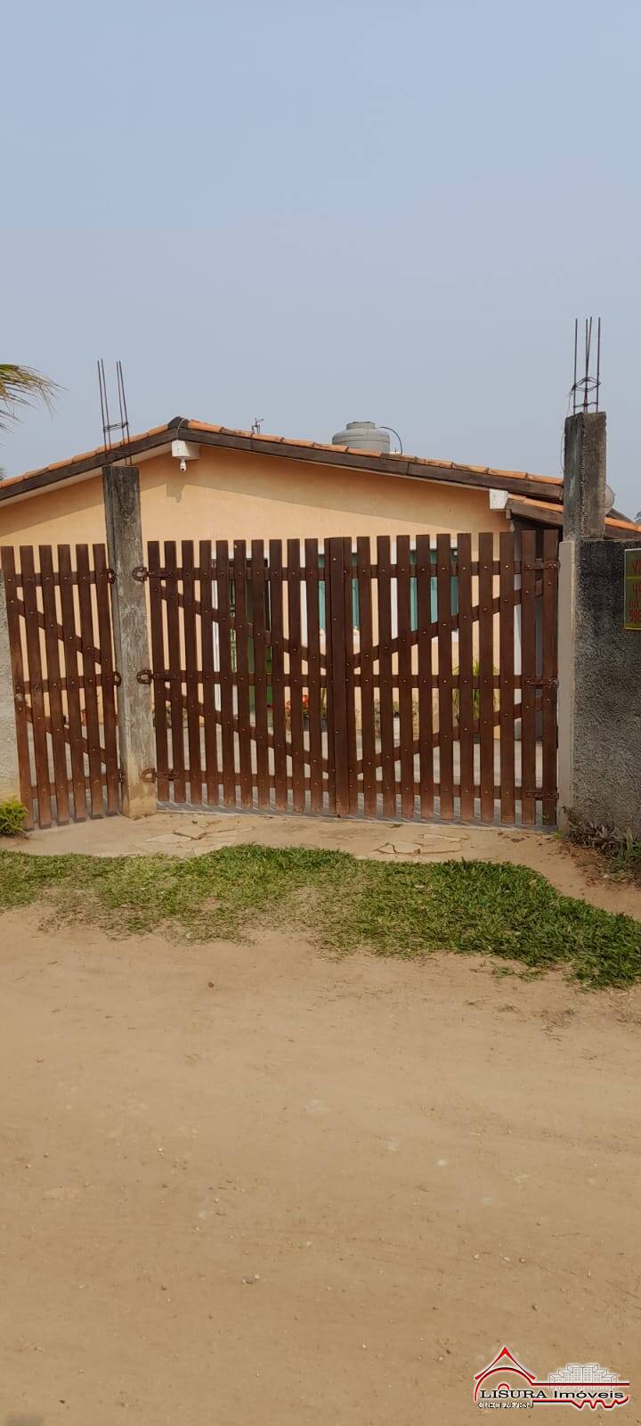 Chácara à venda com 2 quartos, 160m² - Foto 1