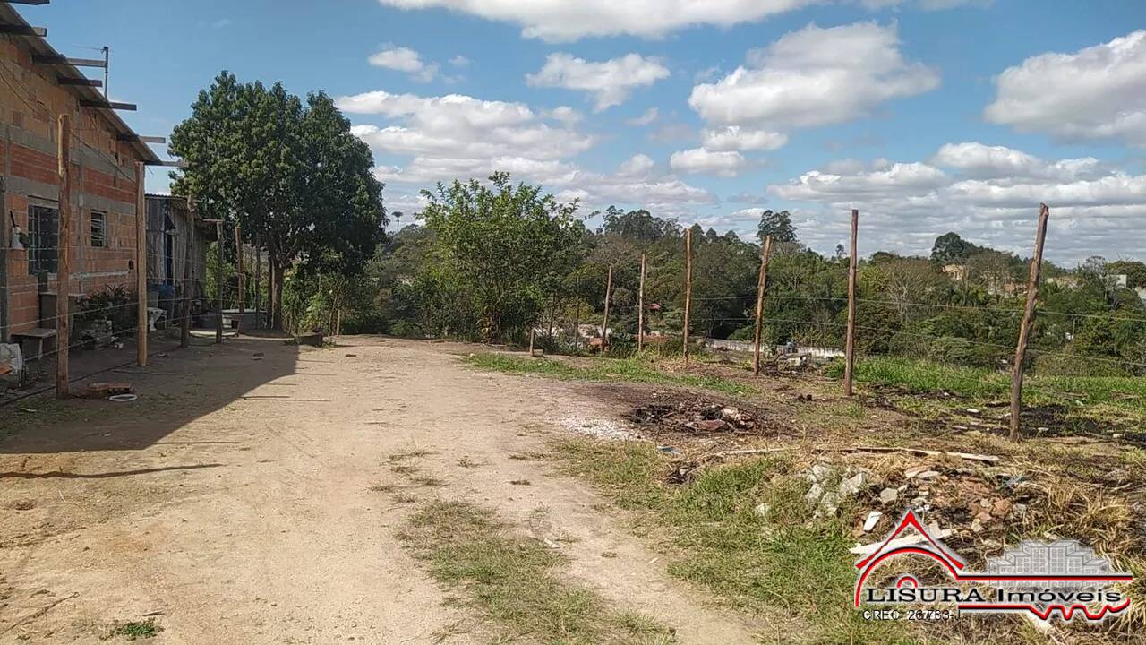 TERRENO 787,50M² NO VERANEIO IJAL JACAREI SP