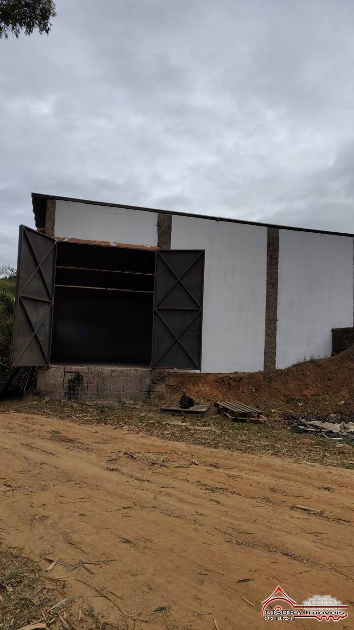GALPÃO 450m² NO FINAL DA DOM PEDRO JACAREÍ SP PROX A DUTRA AIRTON SENNA