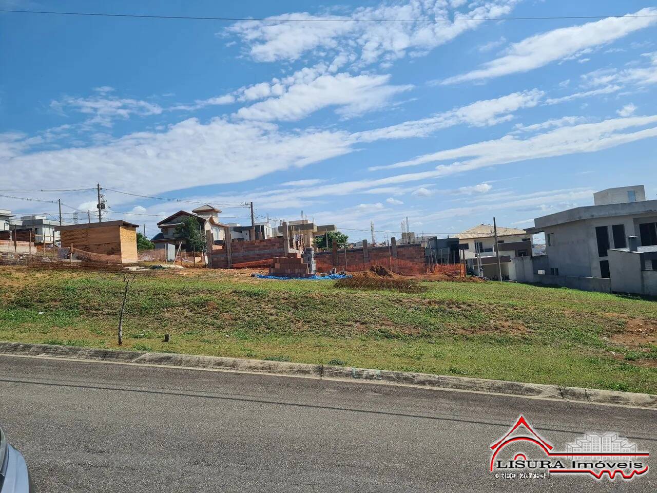 (BA) TERRENO CONDOMÍNIO FOGAÇA JACAREÍ SP 250 m²