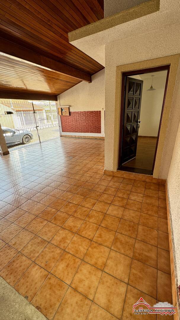 CASA A VENDA NO JD JACINTO JACAREÍ SP ESTUDA PEGAR CARRO