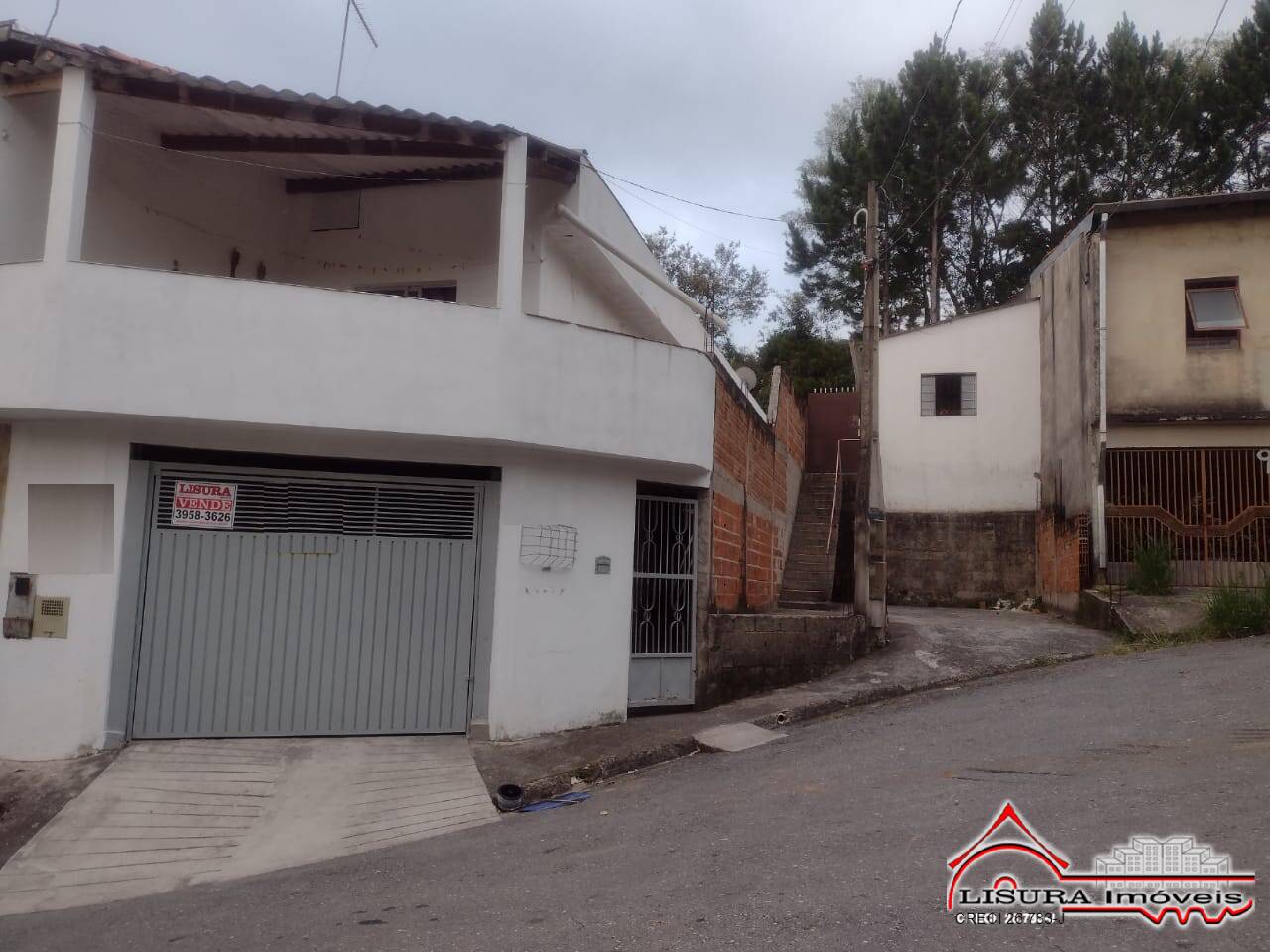 (VM) 2 CASAS NO MESMO TERRENO PQ IMPERIAL JACAREI SP
