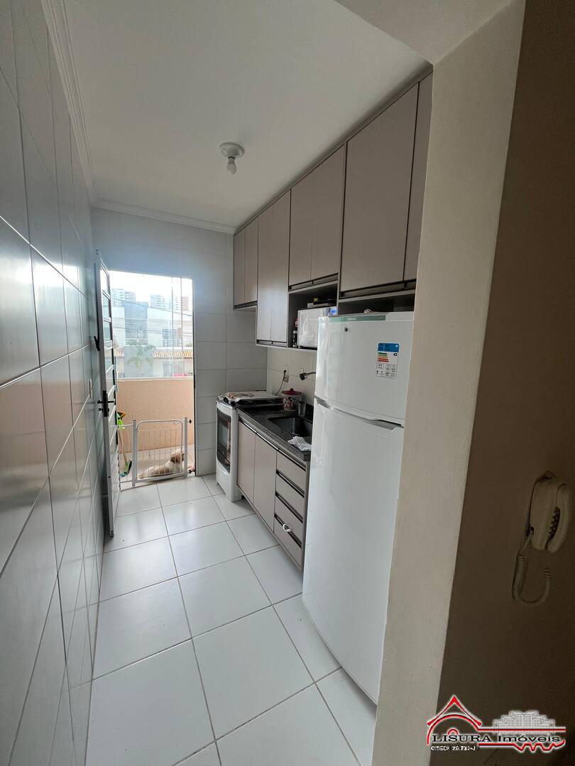 Apartamento à venda com 2 quartos, 55m² - Foto 7