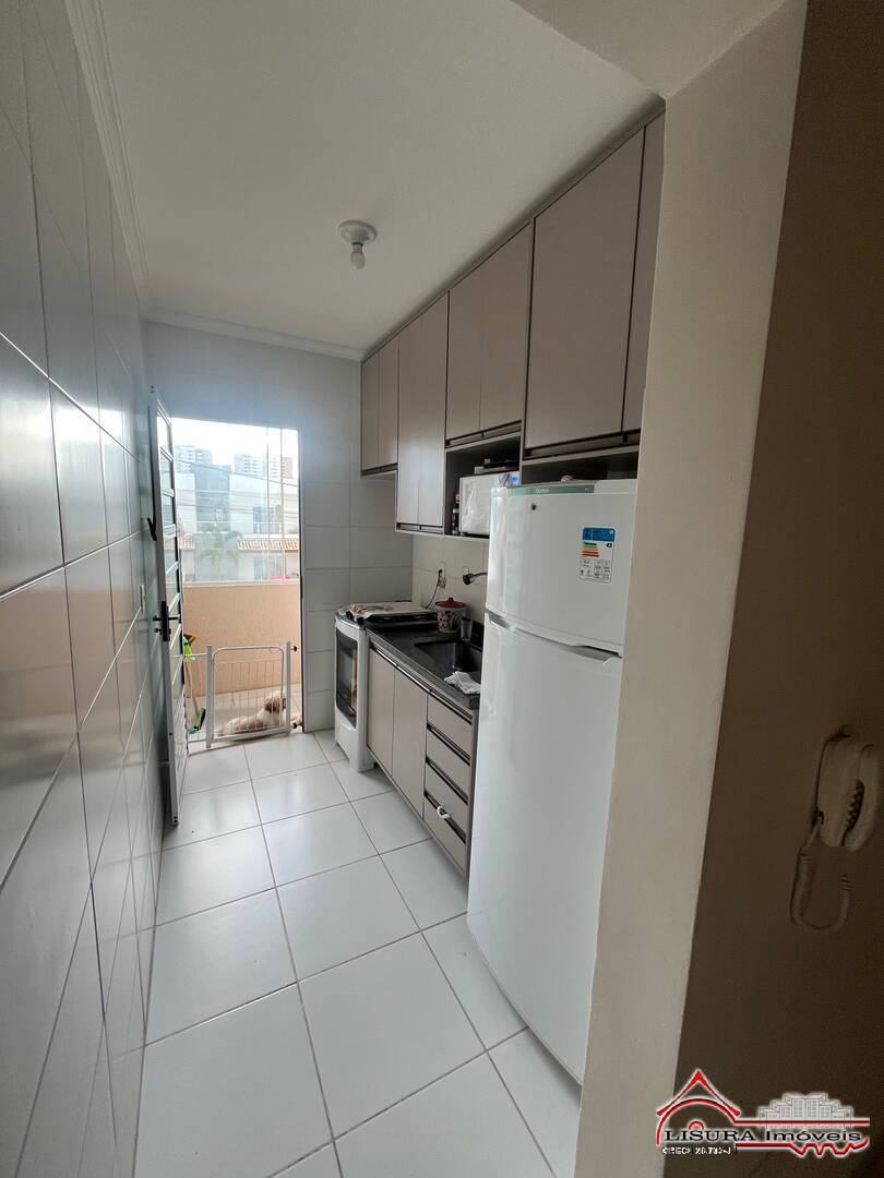 Apartamento à venda com 2 quartos, 55m² - Foto 6