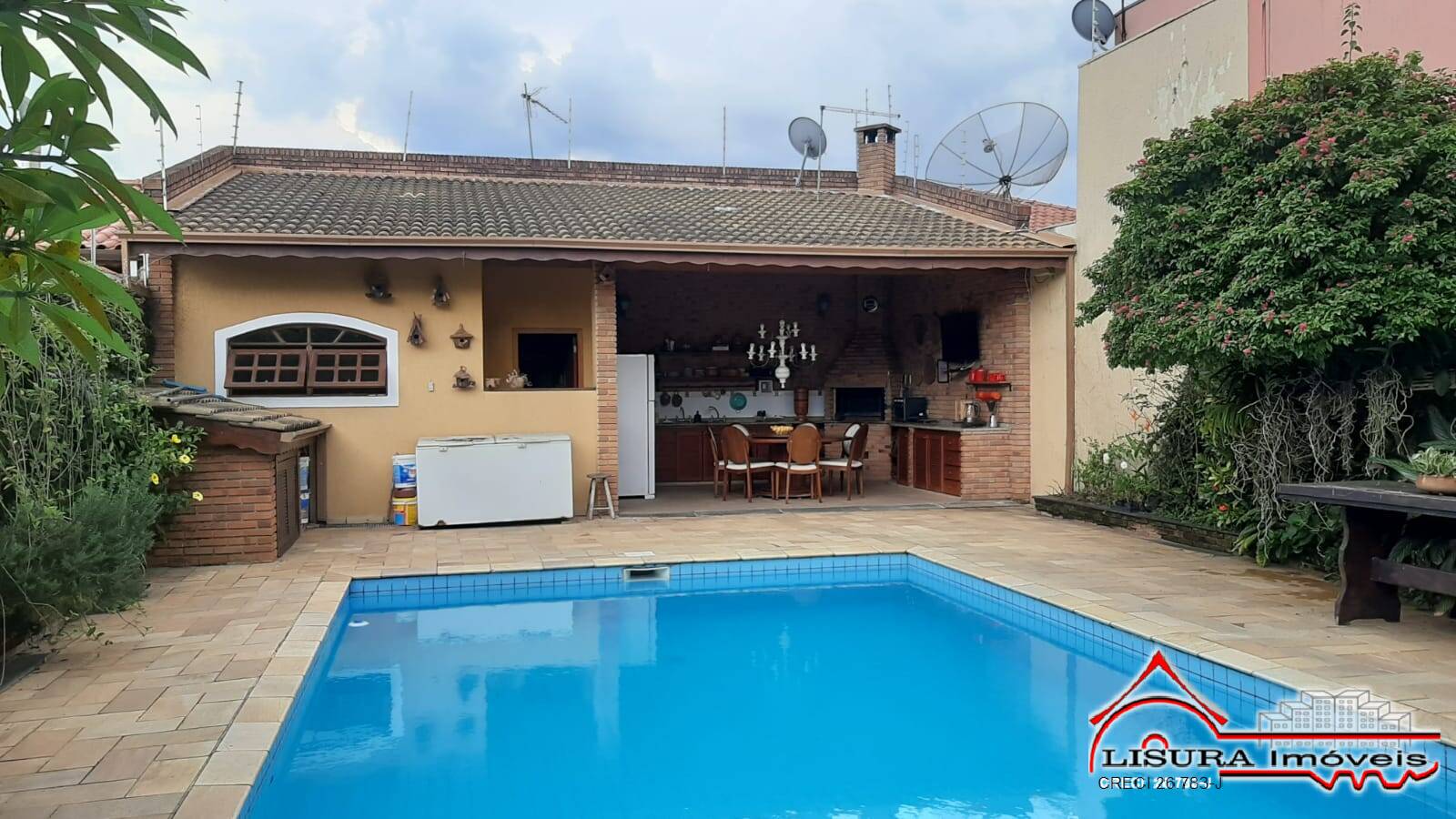 Casa à venda com 4 quartos, 293m² - Foto 47