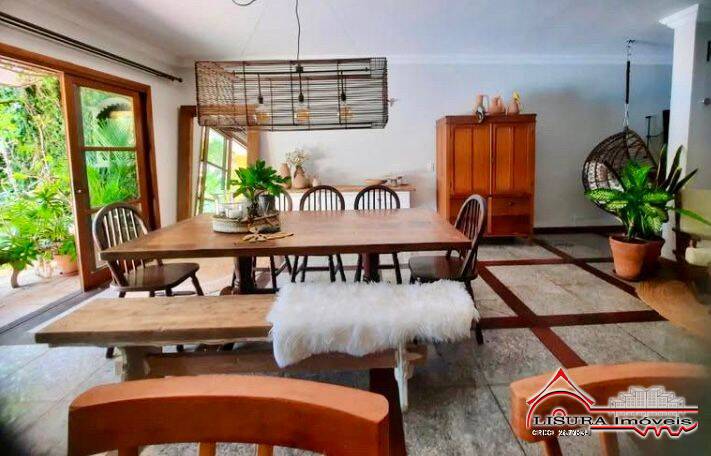 Casa à venda com 4 quartos, 293m² - Foto 2