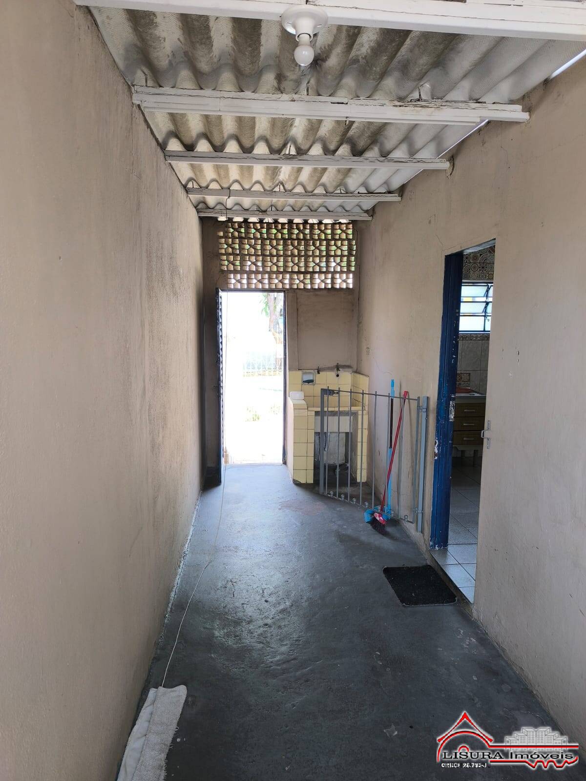 Casa à venda com 3 quartos, 108m² - Foto 16