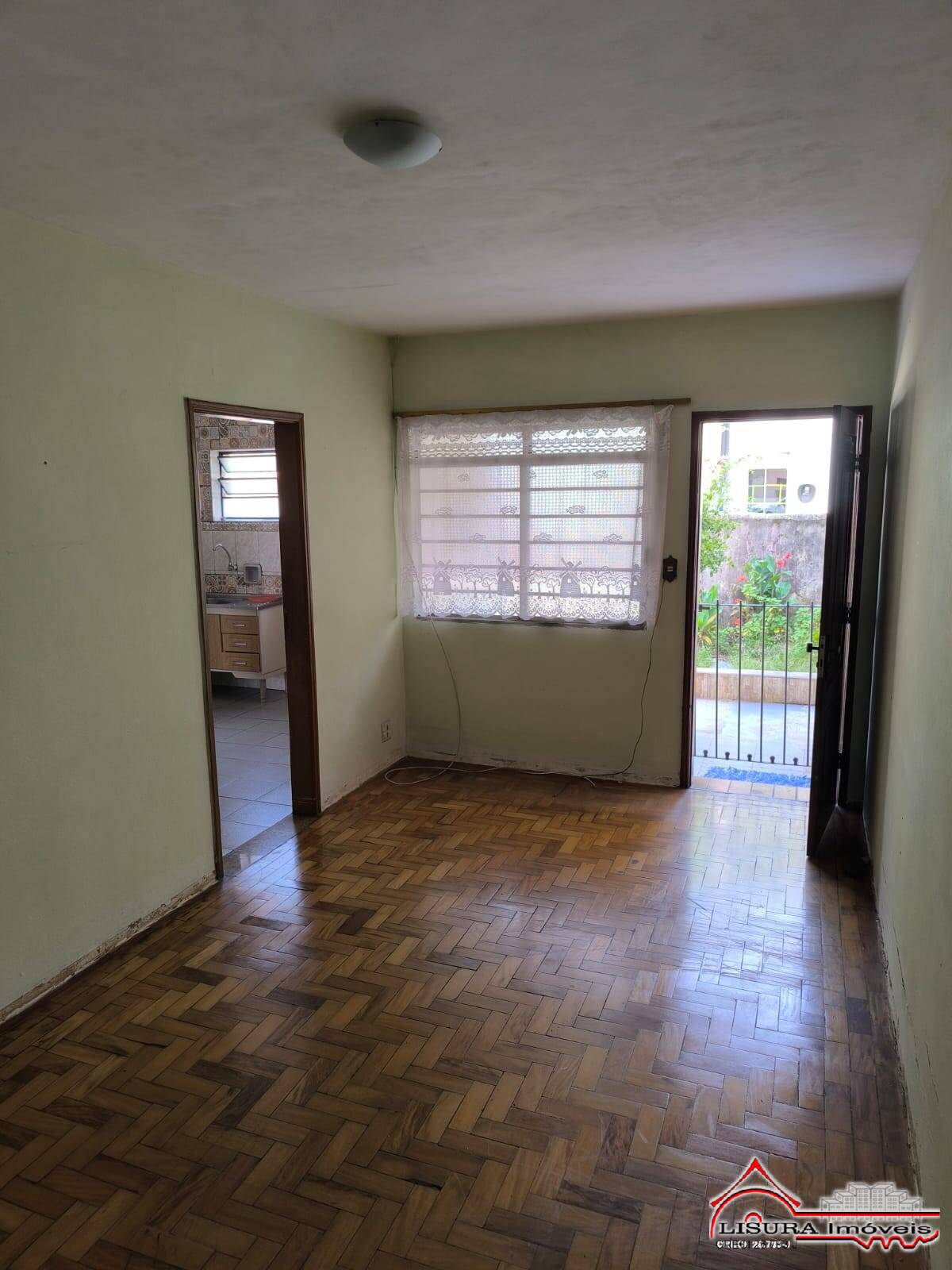 Casa à venda com 3 quartos, 108m² - Foto 11