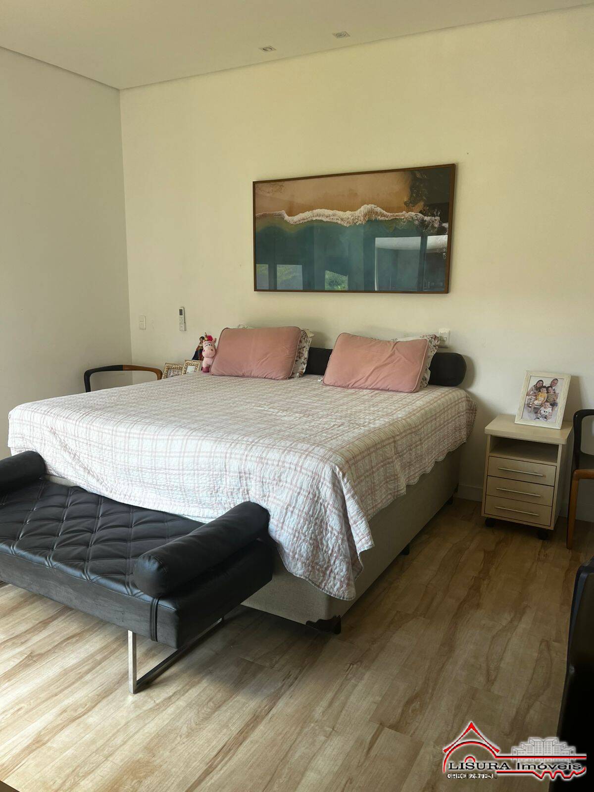 Casa de Condomínio para alugar com 3 quartos, 300m² - Foto 8