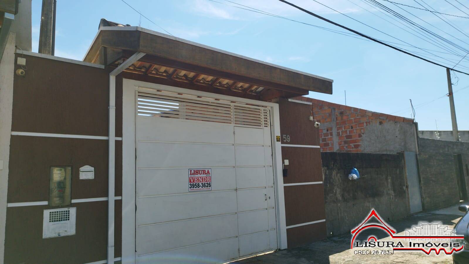 (I) CASA NO JD COLONIA JACAREI SP A VENDA ESTUDA PERMUTA