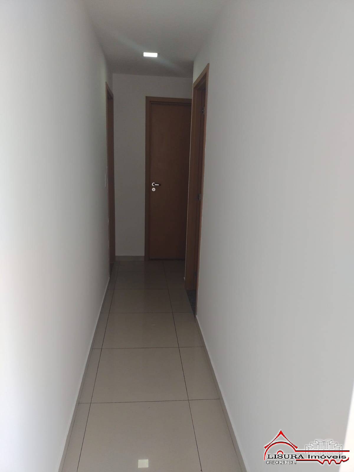 Apartamento para alugar com 3 quartos, 83m² - Foto 17