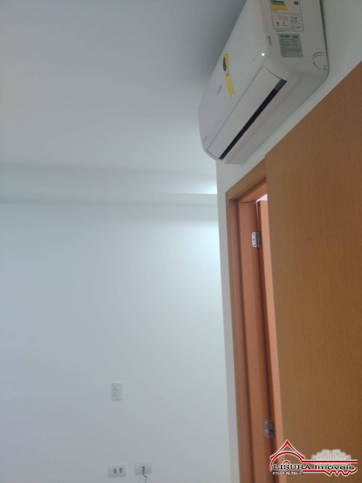 Apartamento para alugar com 3 quartos, 83m² - Foto 12