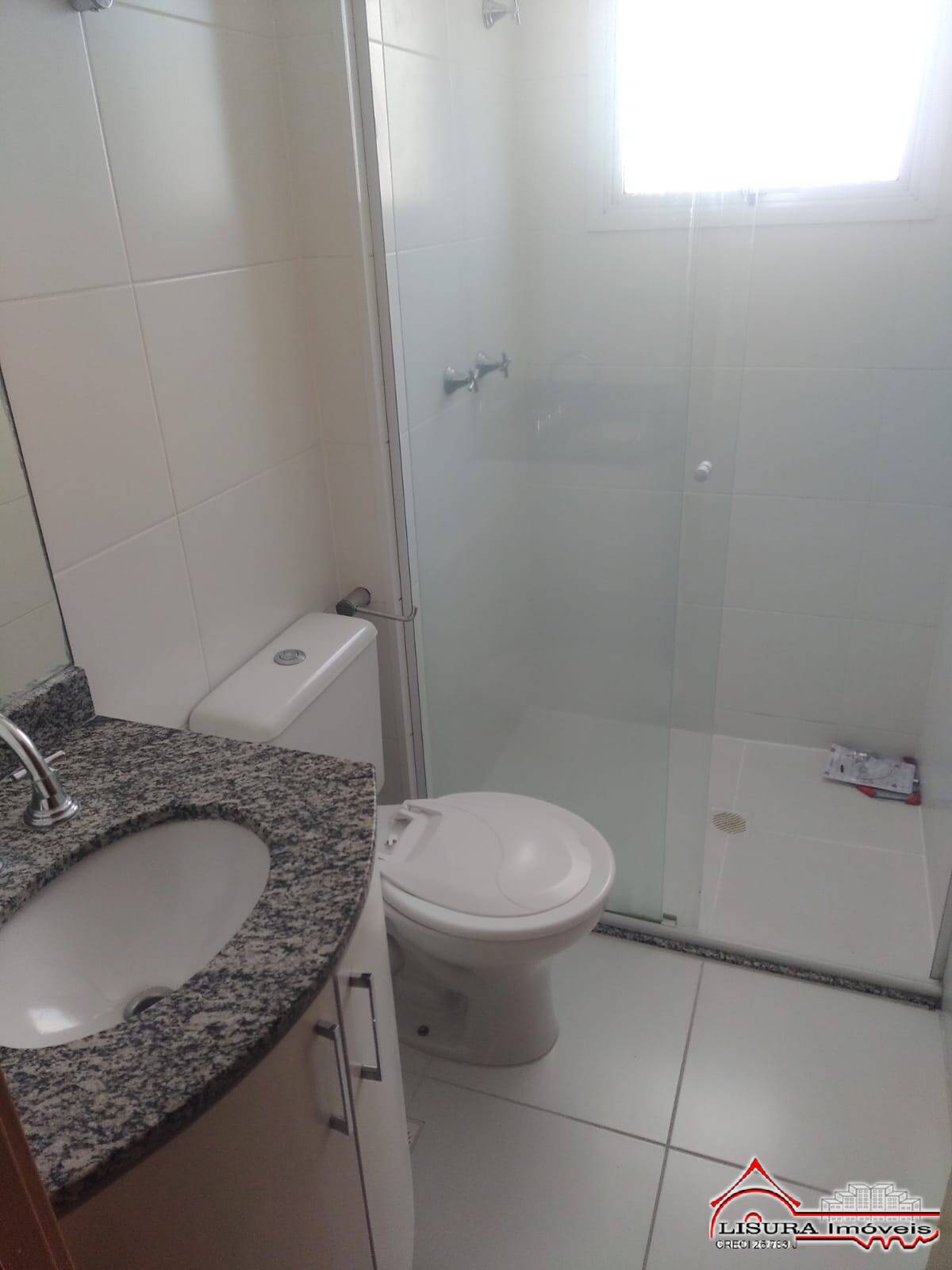Apartamento para alugar com 3 quartos, 83m² - Foto 18