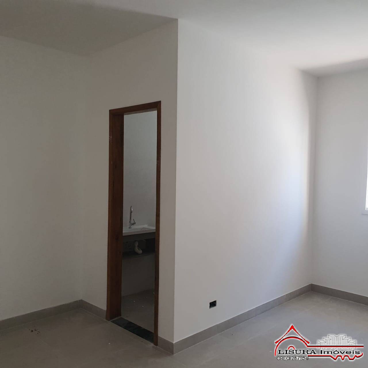 Casa à venda com 2 quartos, 75m² - Foto 9