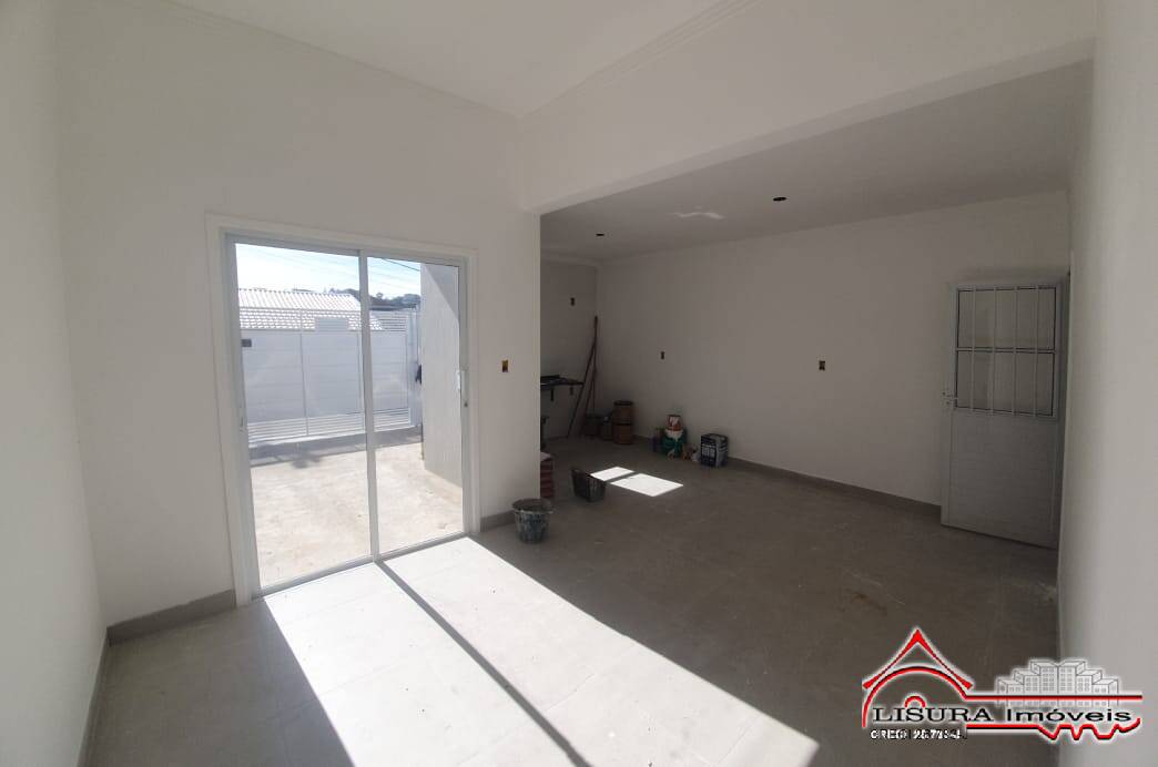 Casa à venda com 2 quartos, 75m² - Foto 2