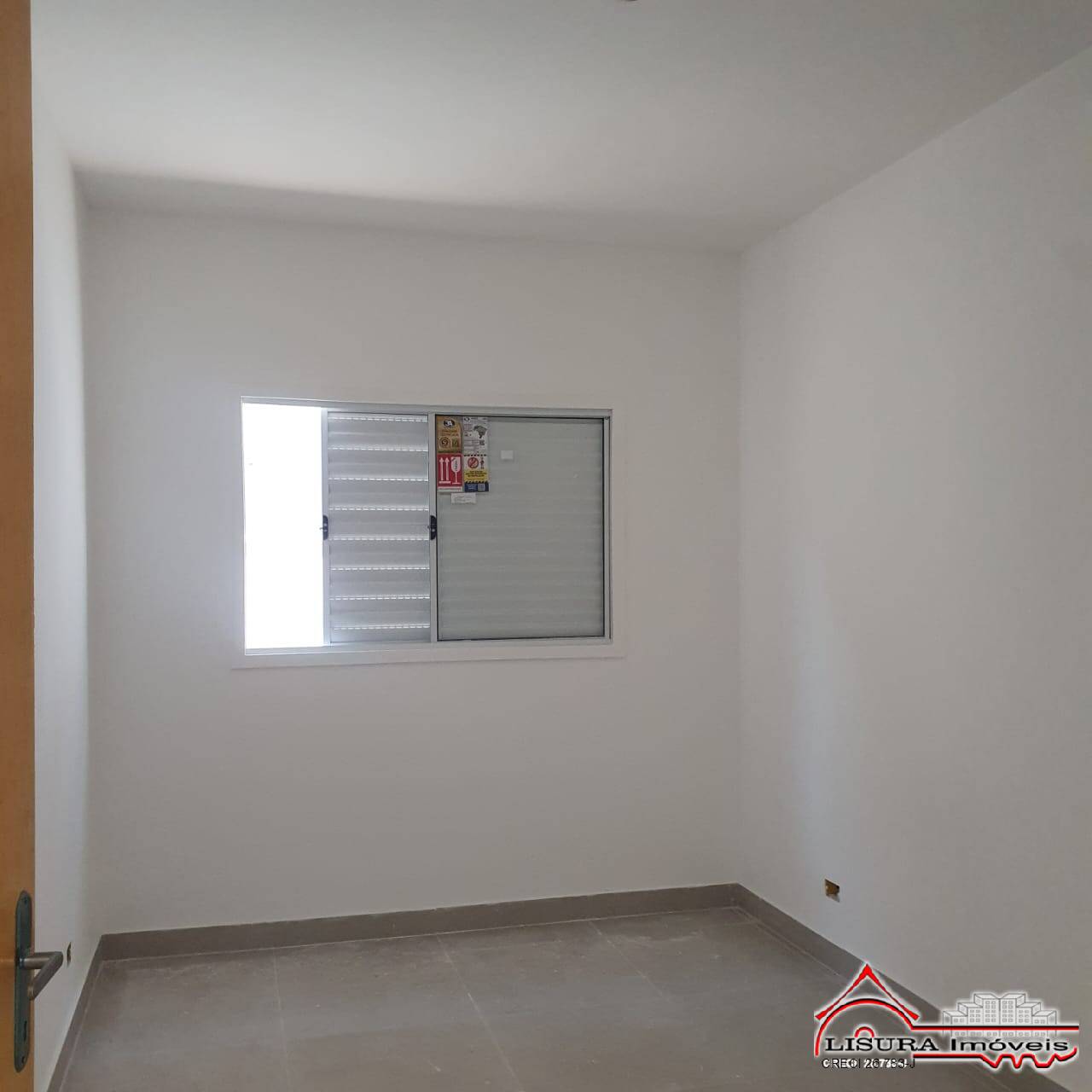 Casa à venda com 2 quartos, 75m² - Foto 11