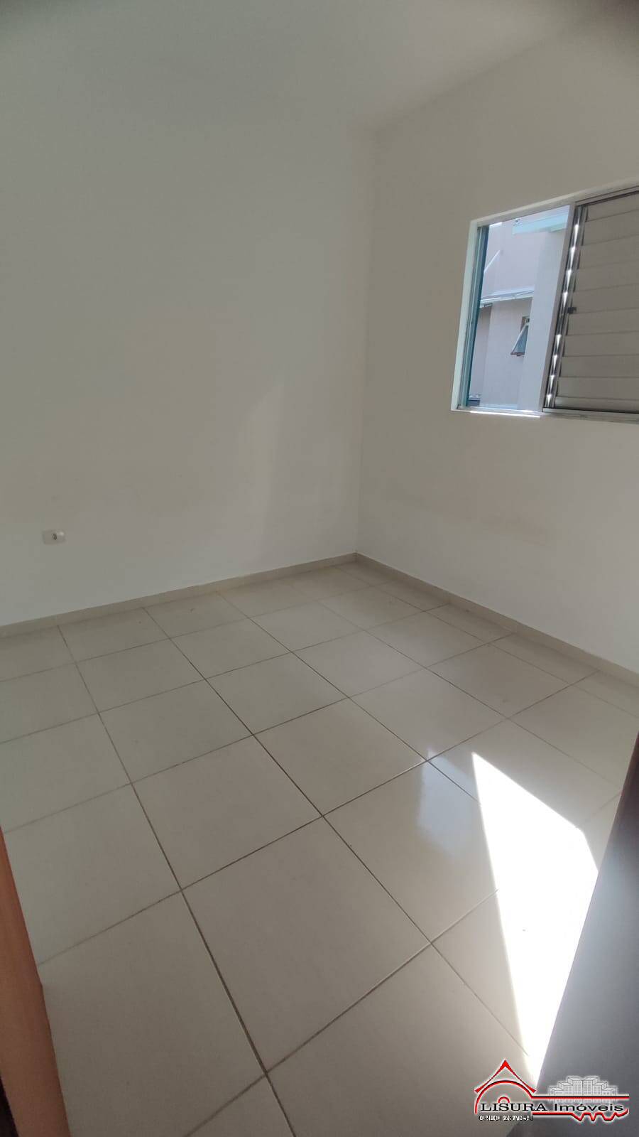 Casa para alugar com 4 quartos, 160m² - Foto 12