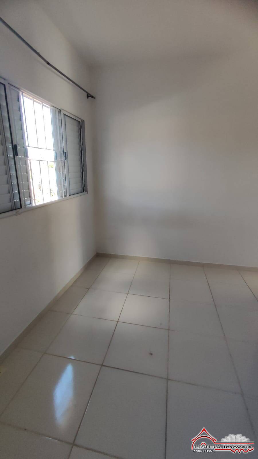 Casa para alugar com 4 quartos, 160m² - Foto 15
