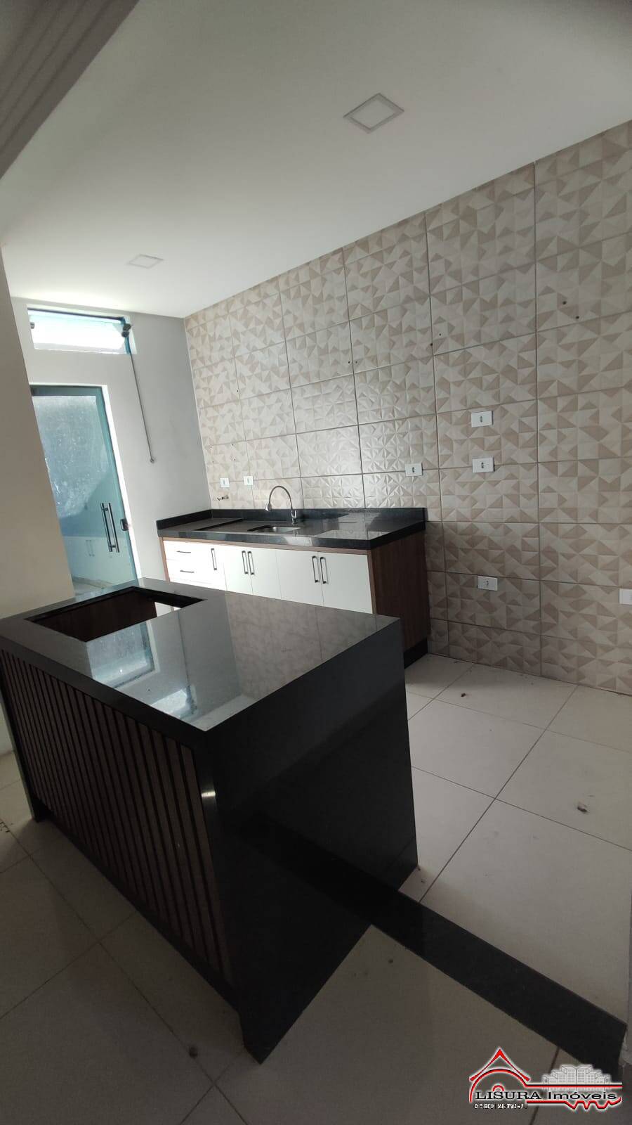 Casa para alugar com 4 quartos, 160m² - Foto 7
