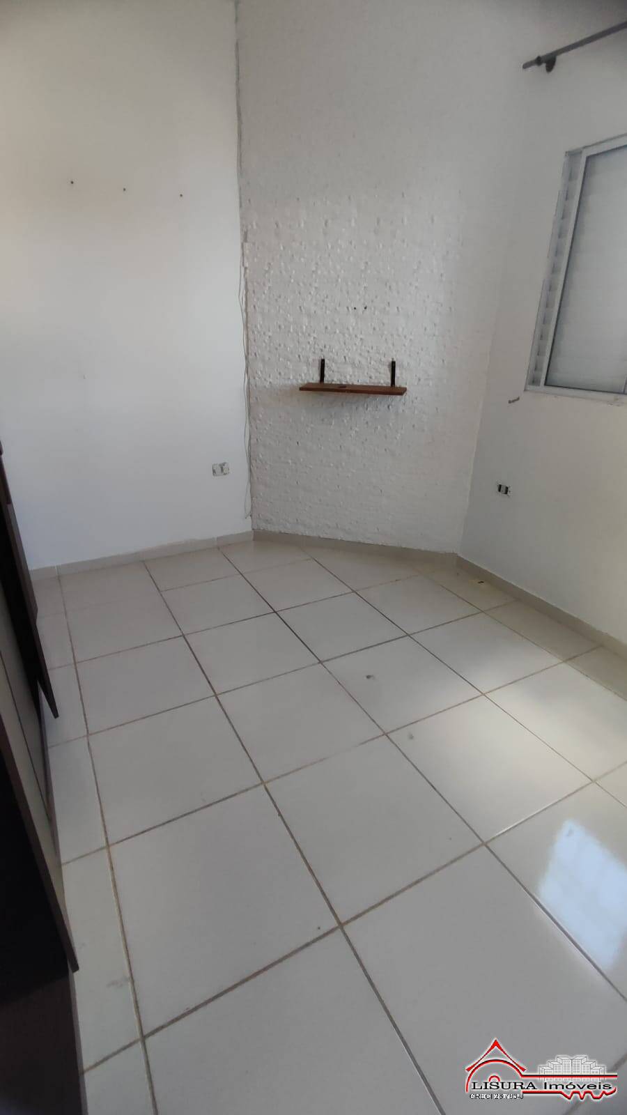 Casa para alugar com 4 quartos, 160m² - Foto 5