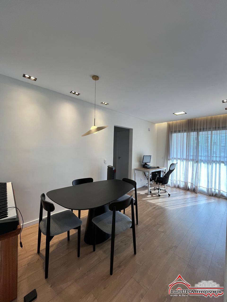 Apartamento à venda com 2 quartos, 59m² - Foto 1