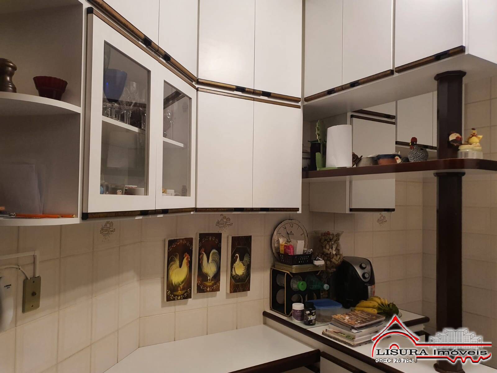 Apartamento à venda com 3 quartos, 90m² - Foto 4