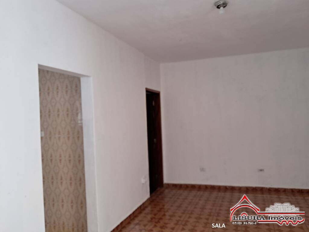 Casa à venda com 4 quartos, 60m² - Foto 3