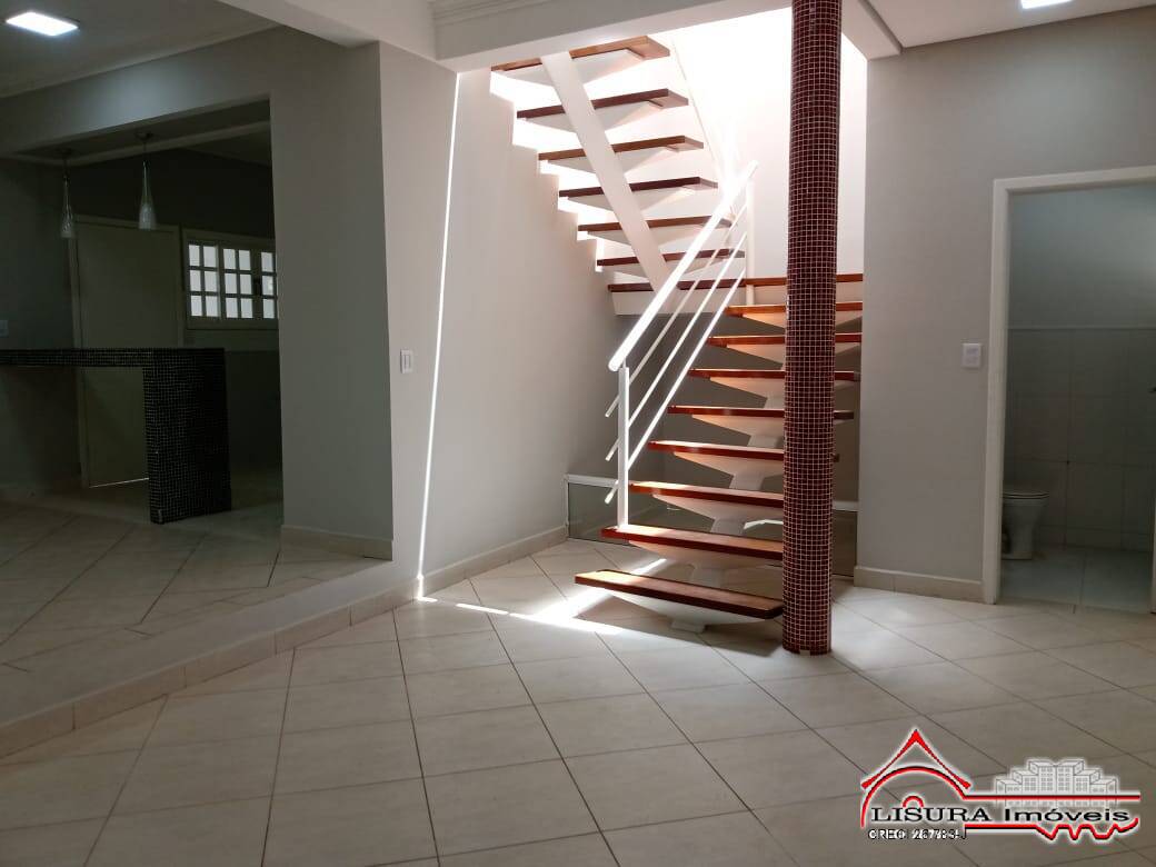 Casa à venda com 3 quartos, 170m² - Foto 8