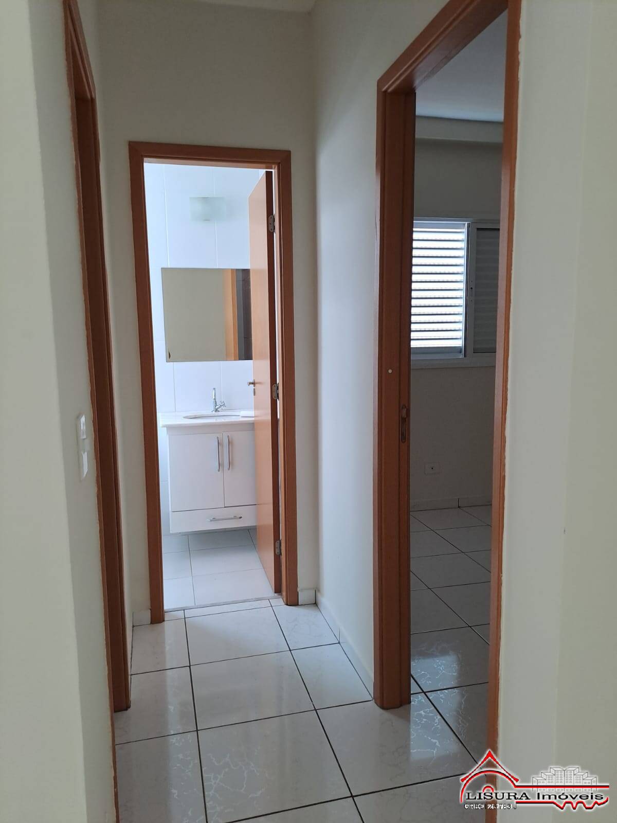 Apartamento para alugar com 2 quartos, 68m² - Foto 11